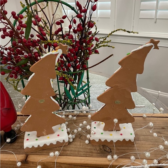 NEW GINGERBREAD SWAYING CHRISTMAS TREES
